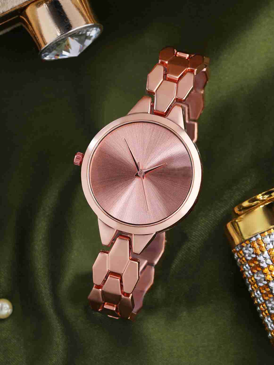 Elegant Rose Gold Minimalist Analog Watch for Woman